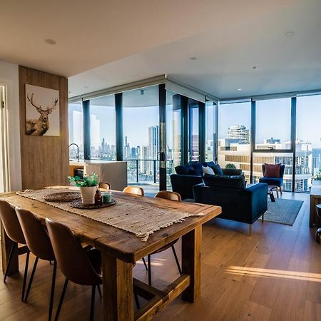 2 Bedroom Luxurious Family Apartment Next To Pacific Fair - Broadbeach Gold Coast Gc22 Extérieur photo