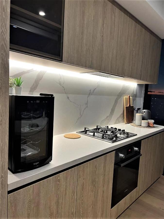 2 Bedroom Luxurious Family Apartment Next To Pacific Fair - Broadbeach Gold Coast Gc22 Extérieur photo