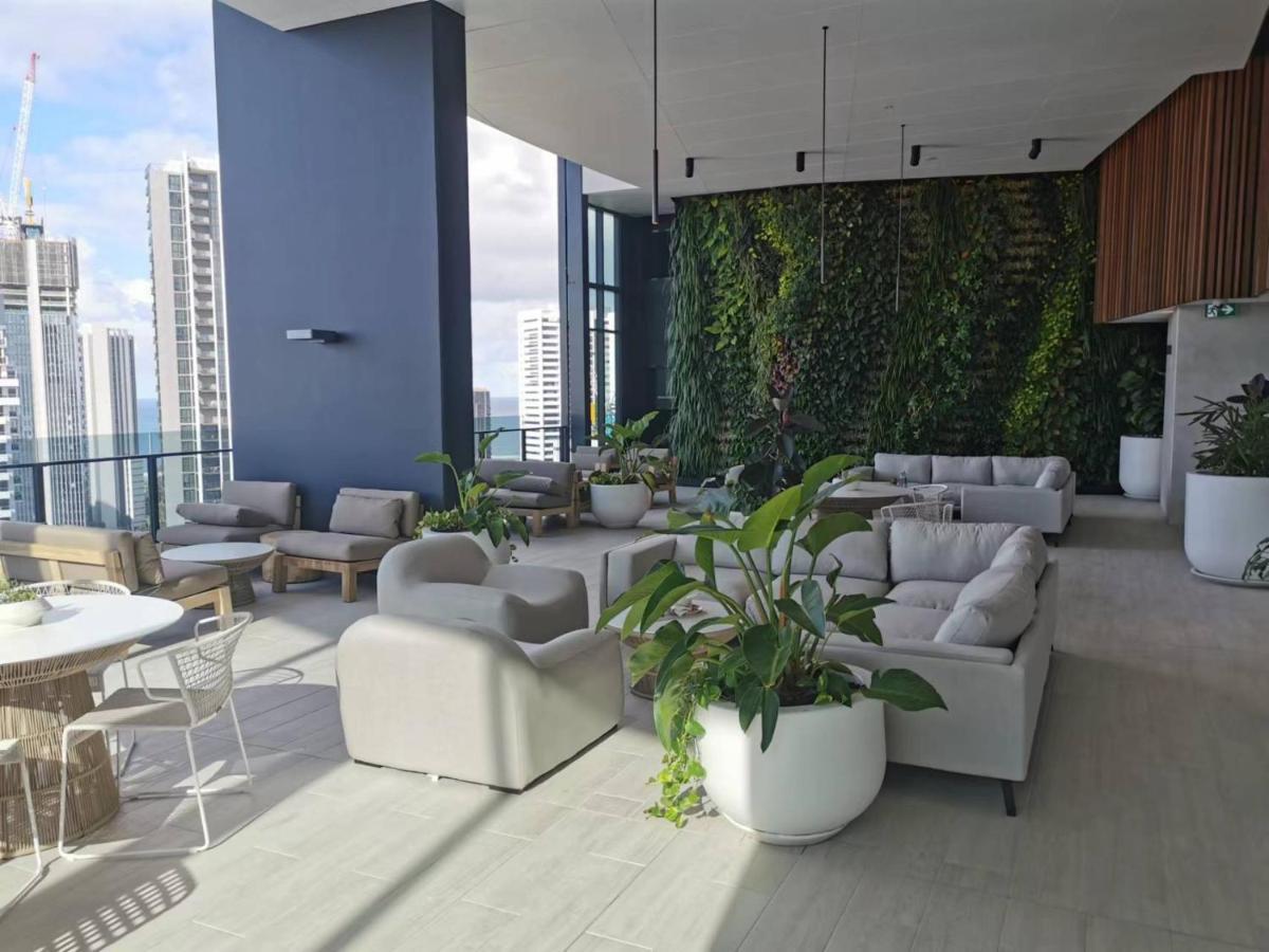 2 Bedroom Luxurious Family Apartment Next To Pacific Fair - Broadbeach Gold Coast Gc22 Extérieur photo