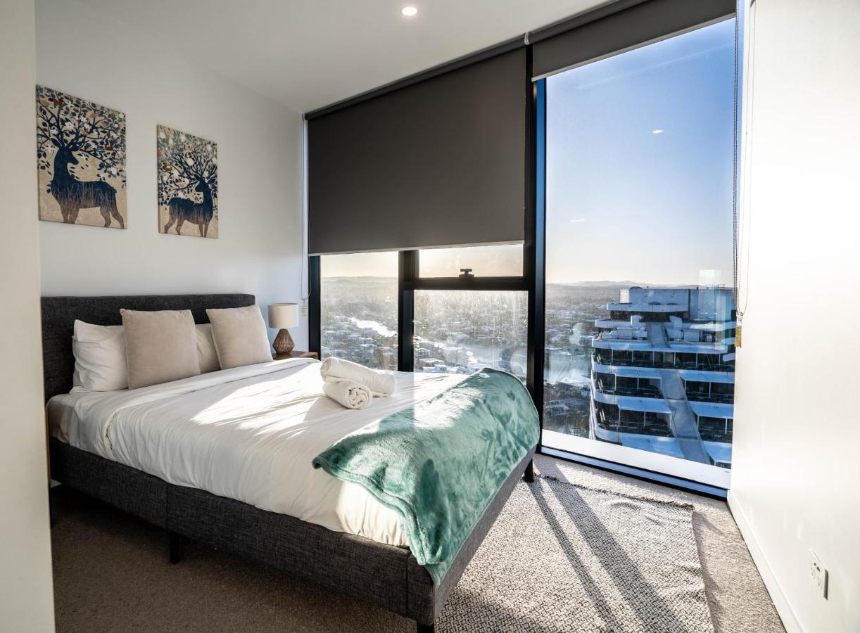 2 Bedroom Luxurious Family Apartment Next To Pacific Fair - Broadbeach Gold Coast Gc22 Extérieur photo